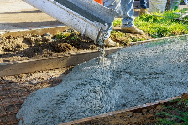 Driveway Concrete Pouring in Bloomington